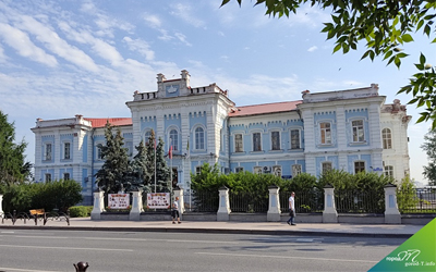 На средства этого купца построено Александровское Реальное училище.