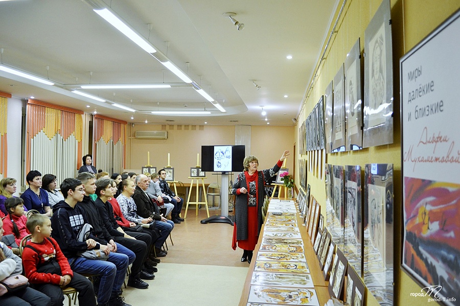 Выставка картин Альфеи Мухаметовой